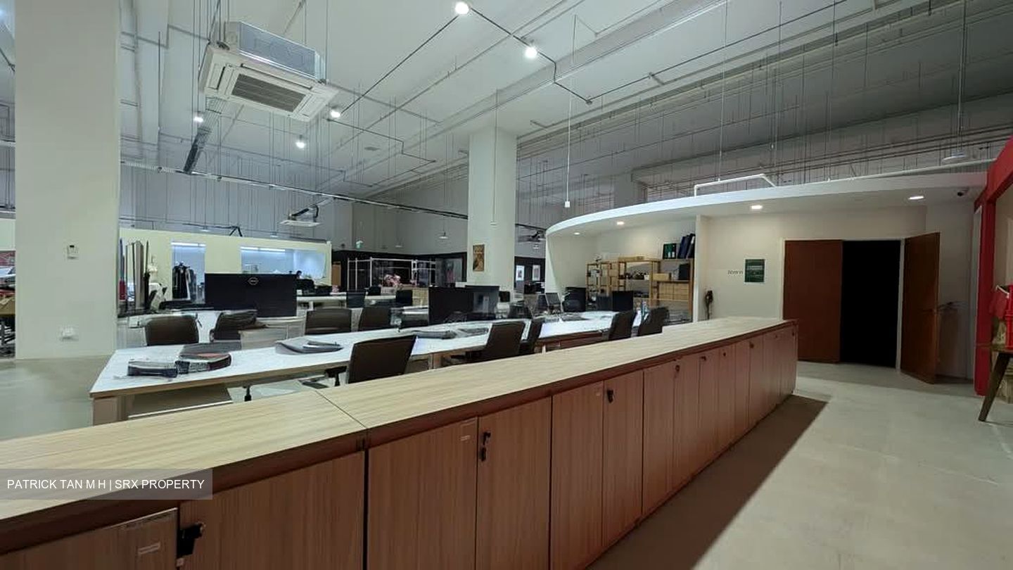 Zhaolim Building (D14), Factory #567470601